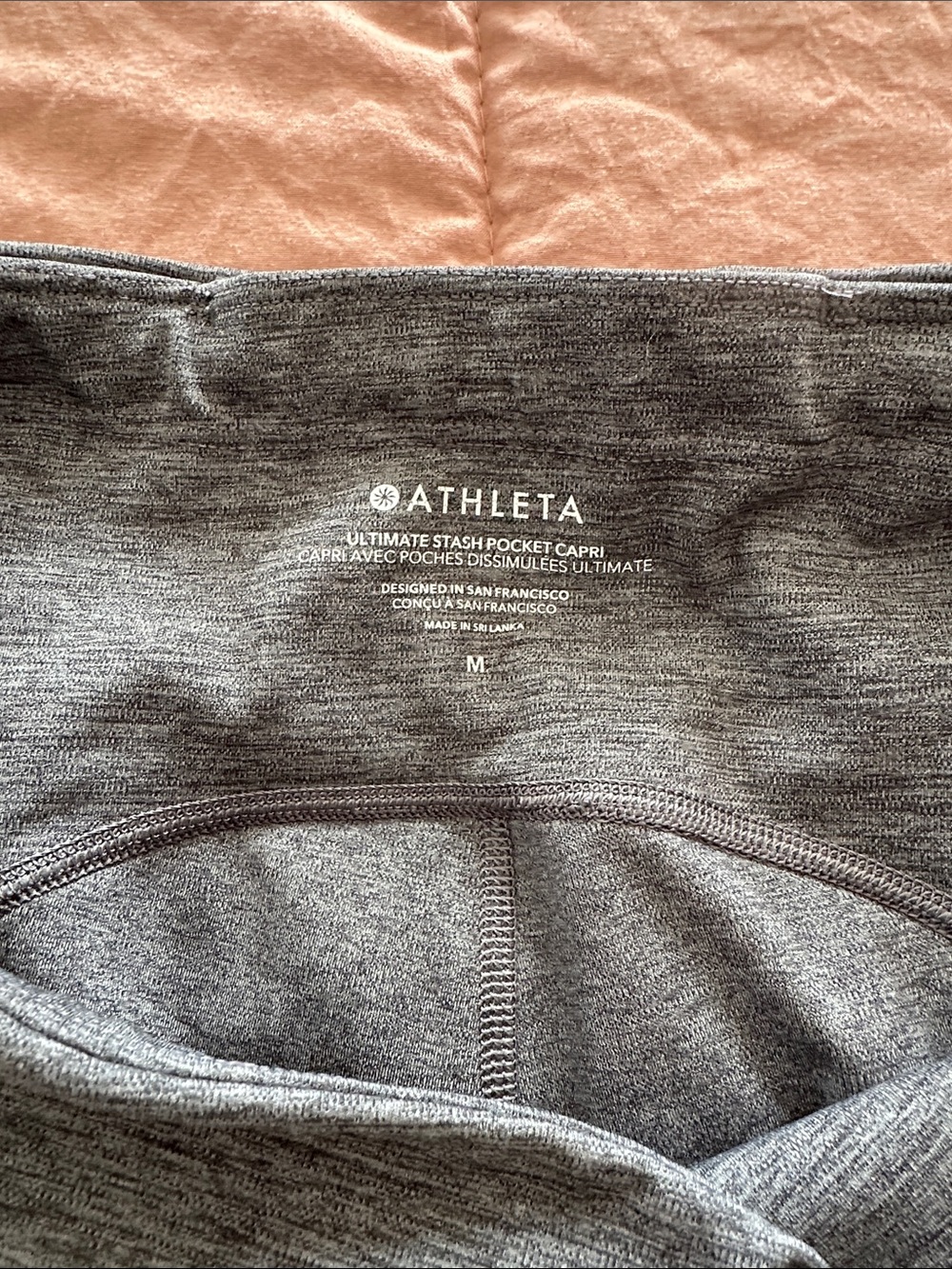 Athleta ultimate stash pocket  Capri